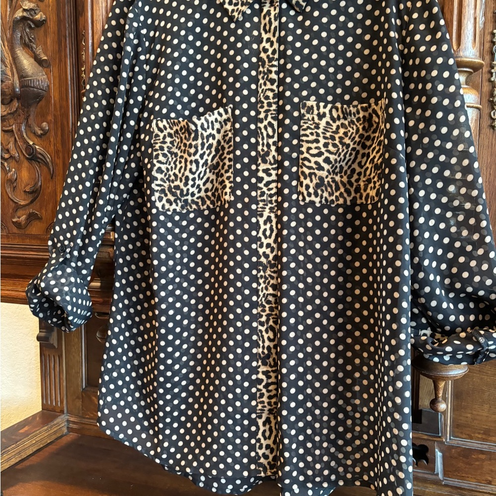 NWT- ANIMAL PRINT - Picture 9 of 10